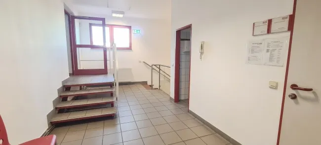 Treppenaufgang zum Büro