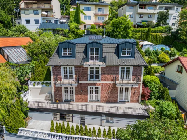 Blick über den rückwärtigen Gartenbereich