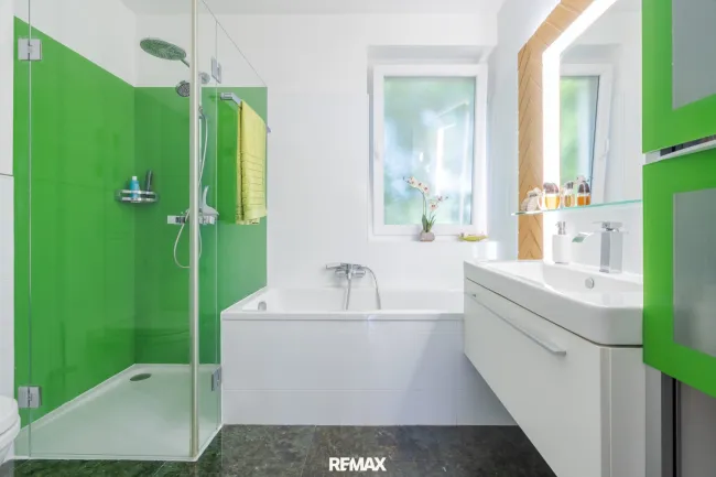 Badezimmer OG