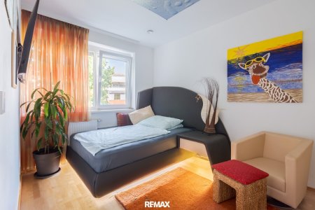Zimmer OG
