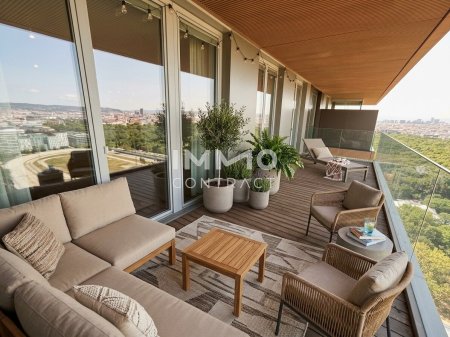 Möblierungsvorschlag Balkon (KI-generiert)