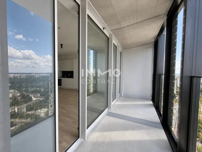 DC2 Tower - Über den Dächern Wiens – Stilvolles Studio mit Ost-Panorama - Bild