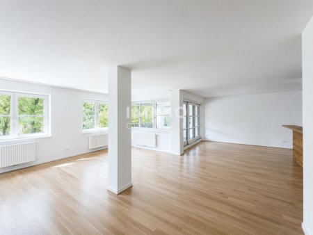 Familienresidenz mit beeindruckendem Raumkonzept in Döbling zum Spitzenpreis
