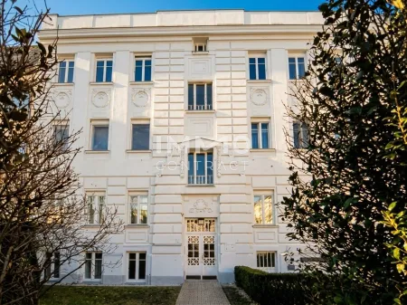 Top Luxus- Stilwohnung mit Balkon in TOP LAGE 1130 Wien ! Befristet vermietet !