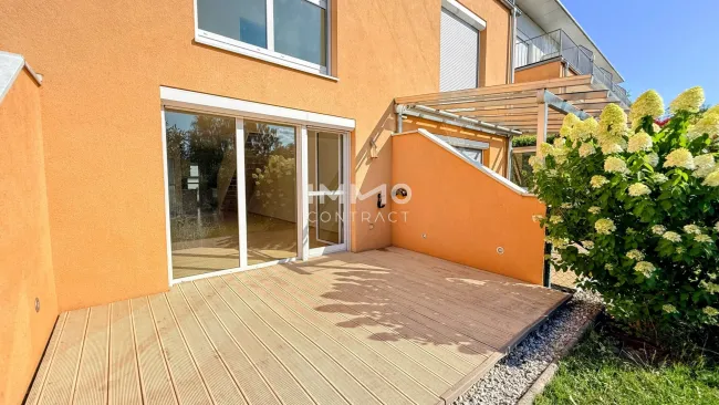 Großzügiges Reihenhaus mit Dachterrasse und Garten - Titelbild