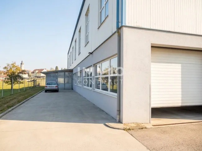 Lagerhalle mit ca. 500 m² Fläche günstig zu vermieten, Raumhöhe ca. 3,2 m, Einfahrtstor ca. 4x3 m. - Titelbild