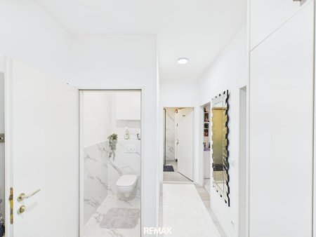 Helle 3-Zimmer-Neubauwohnung mit Balkon & Garagenstellplatz in Simmering