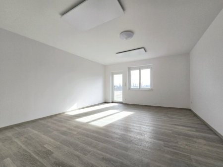 Zimmer Richtung Balkon