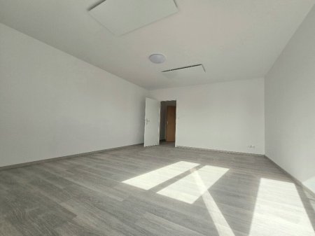 Zimmer Richtung Vorzimmer
