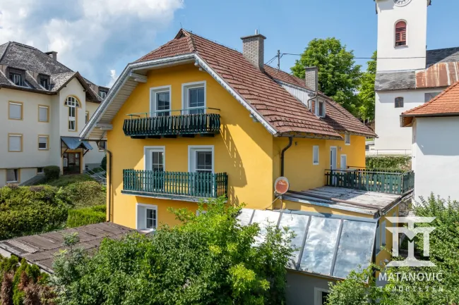 Charmantes Einfamilienhaus mit Balkon und Terrasse