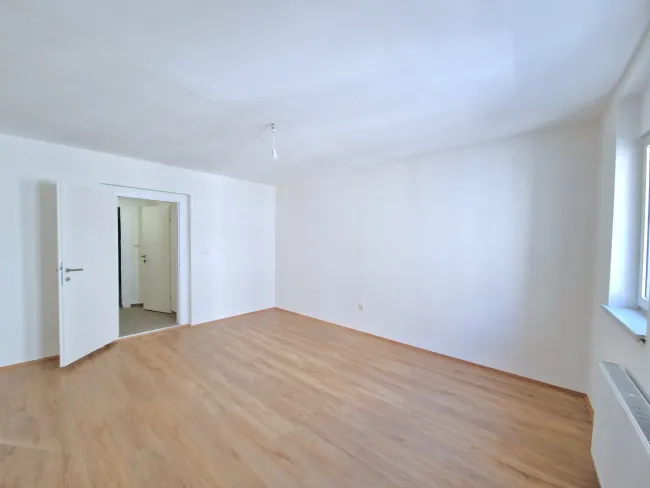 Hauptraum mit ca. 19 m²