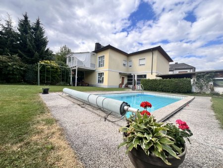 Einzigartige Gewerbeliegenschaft mit Wohnhaus, Pool und Mieteinnahmen in Zeltweg