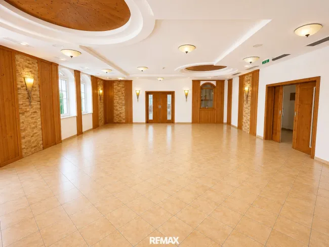 Großzügige Büro- bzw. Praxisfläche in Taufkirchen a. d. Pram - Bild