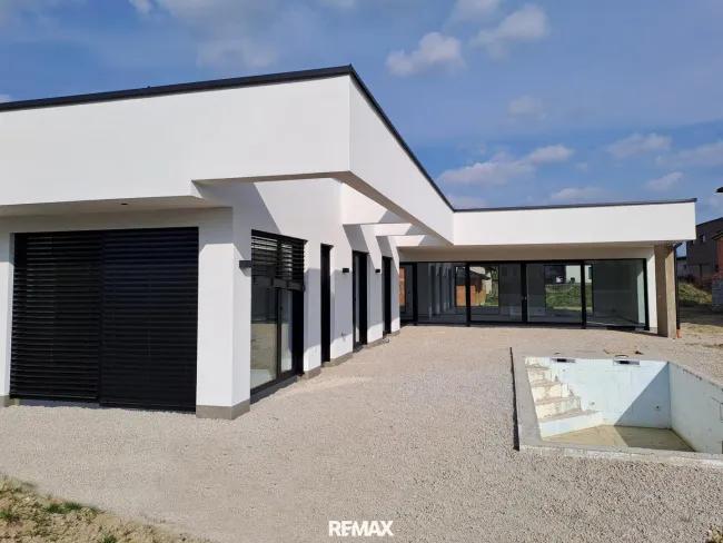 34 Pool Terrasse