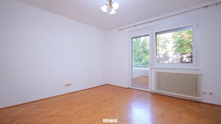 Zu Fuß zur Uni inkl. Balkon, TG Abstellplatz möglich!