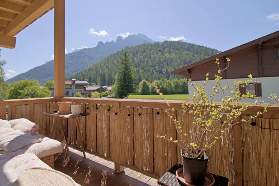 Neuwertige 3-Zimmer-Wohnung am Fuße der Loferer Steinberge - Bild