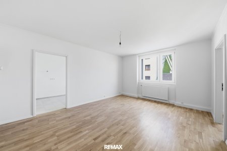 Renovierte, lichtdurchflutete 2-Zimmer-Wohnung mit Lift in 1100 Wien!