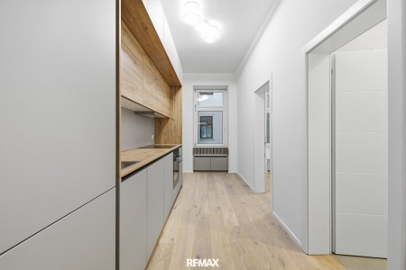 Erstbezug nach Generalsanierung: Hochwertige 2-Zimmer-Wohnung in ruhiger Bestlage des 2. Bezirks!