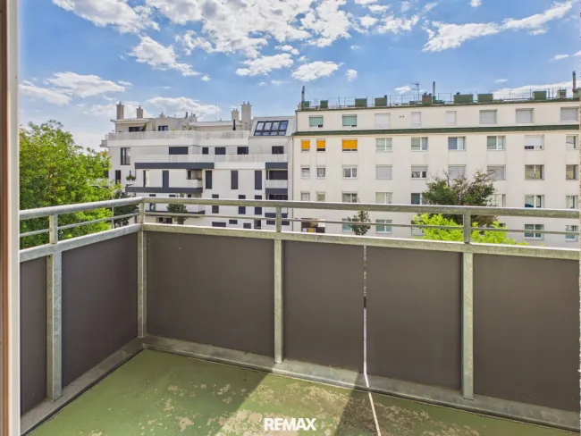 2-Zimmer-Balkonwohnung nahe Rathauspark - Bild