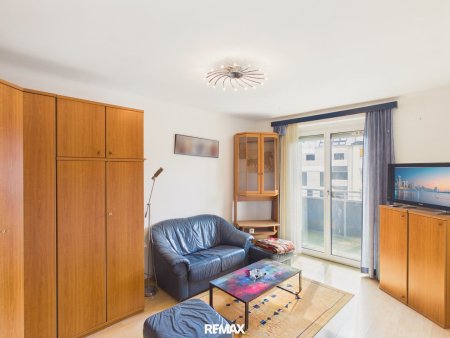 2-Zimmer-Balkonwohnung nahe Rathauspark