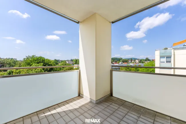4-Zimmer-Wohnung am Linzer Froschberg mit Garage - Titelbild