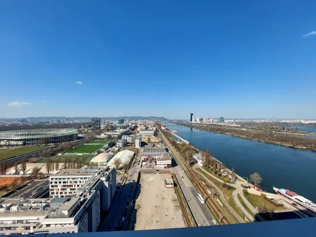 Voll möbliertes Appartement im Marina Tower in Wien zu vermieten - Titelbild