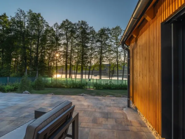 Exklusive Luxusvilla direkt am Lipno-See zum Verkauf - Bild