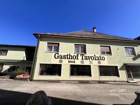 Geschäfts-/Wohnhaus in Toplage