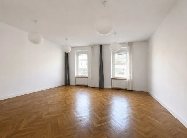Sanierter Altbau in Mitten von Innsbruck - Bild