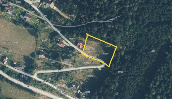 Gis großes Grundstück letzte Reihe.jpg
