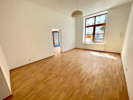 MODERNISIERTES UNBEFRISTETES BÜRO/KOSMETIKSTUDIO IN ALTBAUHAUS - GUTE LAGE - NÄHE U4 ROSSAUERLÄNDE UND AUGARTEN