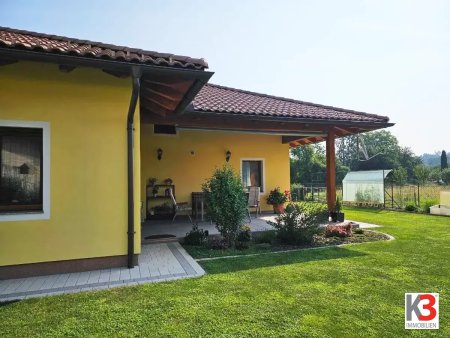 K3 - TRAUMHAFTER BUNGALOW in exklusiver Bauweise in ruhiger Dorfrandlage, barrierefrei, sucht anspruchsvollen neuen Besitzer.