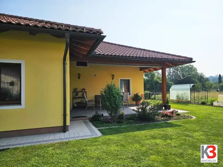 K3 - TRAUMHAFTER BUNGALOW in exklusiver Bauweise in ruhiger Dorfrandlage, barrierefrei, sucht anspruchsvollen neuen Besitzer. - Bild