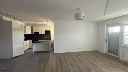 Schöne sanierte Eigentumswohnung mit Loggia in Wieselburg!