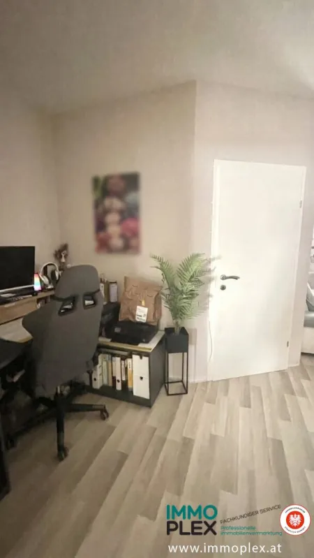 Büro im Wohnzimmer