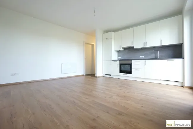 PROVISIONSFREI --- Beeindruckend aufgeteilte 2 Zimmer Garten Wohnung inkl. EWE Einbauküche in Pixendorf - Titelbild