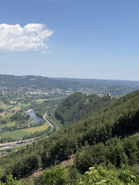 170 ha Eigenjagd mit hochwertigem Wirtschaftswald
