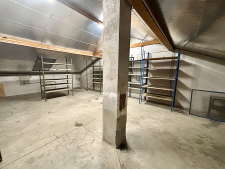 GOLS – REPRÄSENTATIVES BÜRO- UND GEWERBEOBJEKT MIT LAGER, GROSSZÜGIGEN FREIFLÄCHEN UND ERWEITERUNGSPOTENZIAL