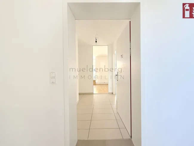 Moderne 3-Zimmer-Wohnung mit Einbauküche und Aufzug in 1210 Wien zu mieten! - Bild