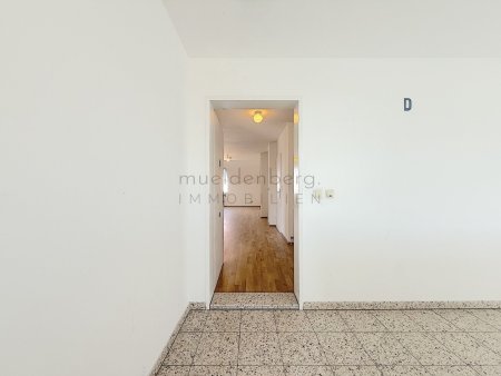 Traumhafte DG-Wohnung in 1060 Wien: 4 Zimmer und Balkon!