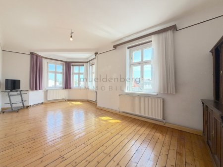 2-Zimmer-Wohnung in Schwechat, 84,8 m², mit Aufzug & Einbauküche zu mieten!