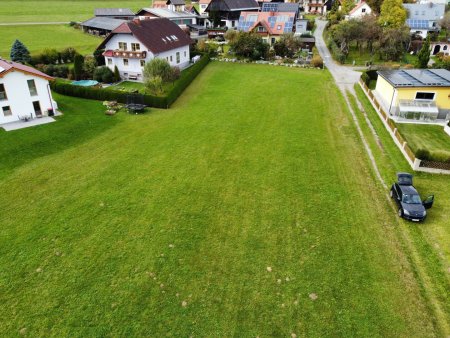 Traumhaftes Baugrundstück in Seckau – 120€ pro m² für Ihr Eigenheim - Privatstraße
