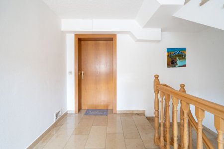 Niederkappel: Helle 3-Zimmer-Eigentumswohnung mit Loggia im 1. Obergeschoss zu kaufen
