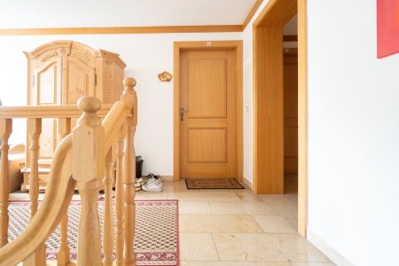 Niederkappel: Helle 3-Zimmer-Eigentumswohnung mit Balkon im 2. Obergeschoss zu kaufen