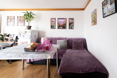 Niederkappel: Helle 3-Zimmer-Eigentumswohnung mit Balkon im 2. Obergeschoss zu kaufen