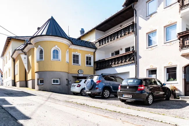 Niederkappel: Gasthaus mit Veranstaltungssaal und großzügigem Platzangebot zu kaufen! - Titelbild