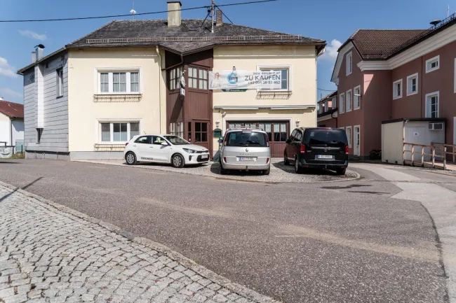 Niederkappel: Gasthaus mit Veranstaltungssaal und großzügigem Platzangebot zu kaufen! - Bild