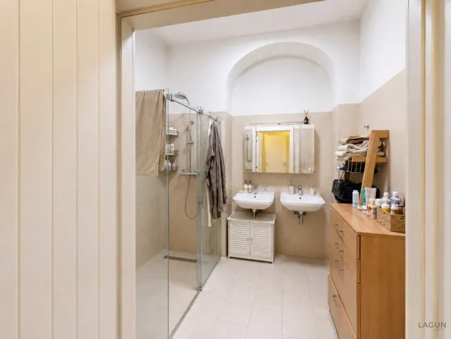 Badezimmer mit Toilette