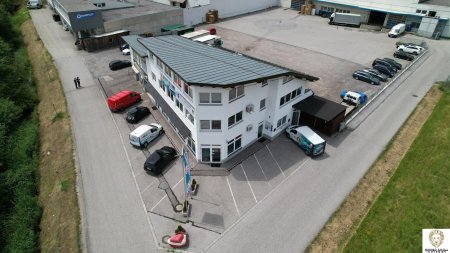 Attraktive Büro- / Praxisräumlichkeiten im 2. Obergeschoss – 108 qm in Vomp