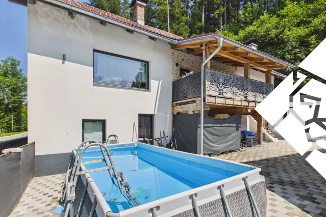 Zweifamilienhaus mit Ausbau- und Gestaltungspotenzial zu kaufen! - Titelbild